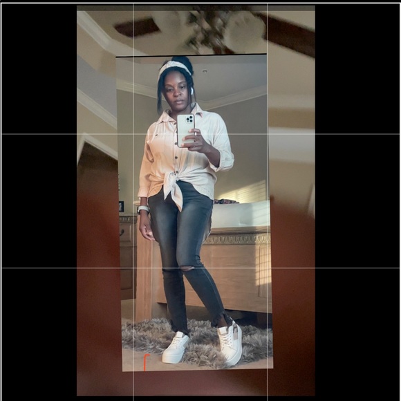 Very rare snakeskin platform sneaker. Purchased from a boutique that sold out. - Picture 5 of 5